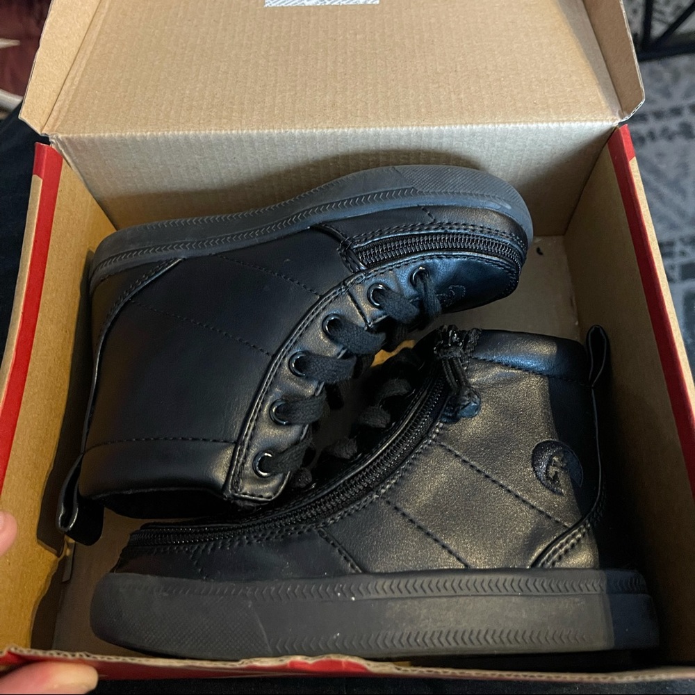 Like New Billy High Top Shoes (adaptive footwear) size 8C
